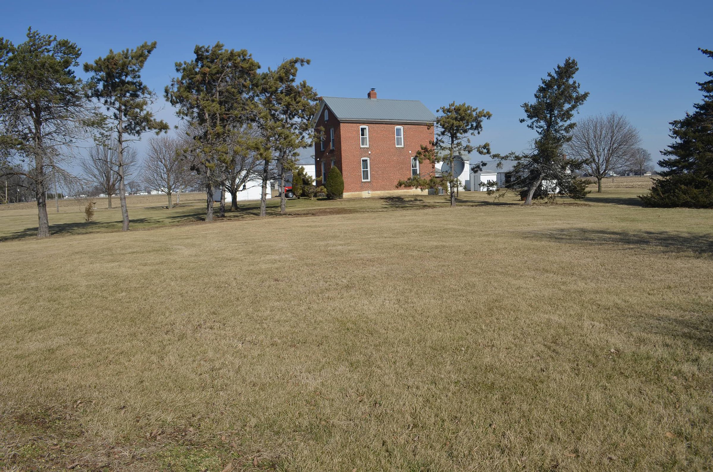 Property photo 5 - 2 DAY REAL ESTATE & PERSONAL PROPERTY AUCTION - HOME, LAND & PERSONAL PROPERTY IN ALLEN COUNTY, INDIANA